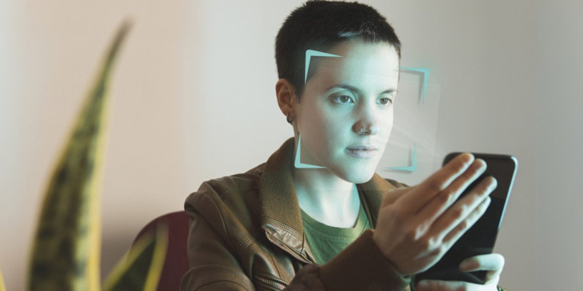 Social Media Age Restrictions UK: Policy & Concerns