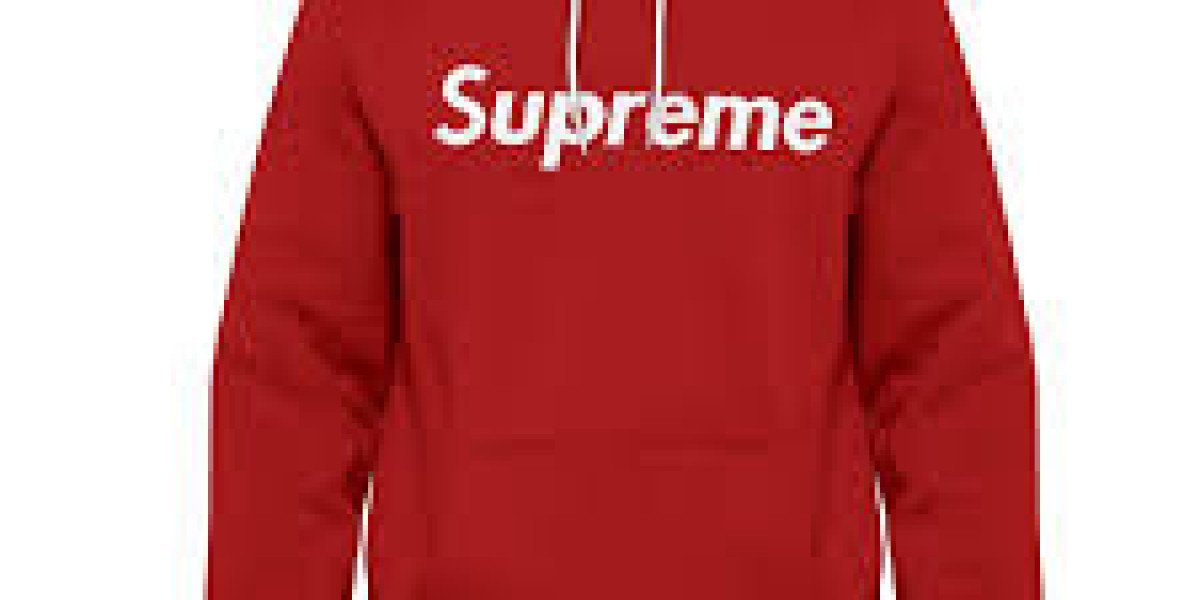 Supreme – historia marki i kultowe czerwone logo