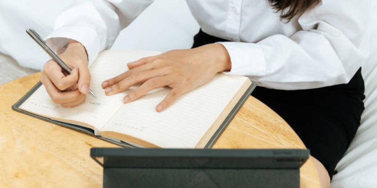 Lessons from Top Students on Homework Writing Success