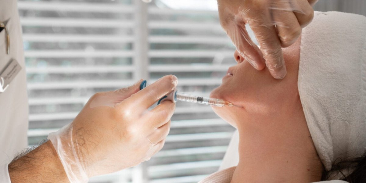 Facelift in Dubai: Rejuvenating Your Appearance with Modern Techniques