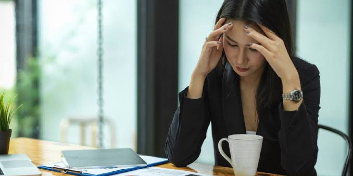 How Investors Can Avoid Emotional Decision Making