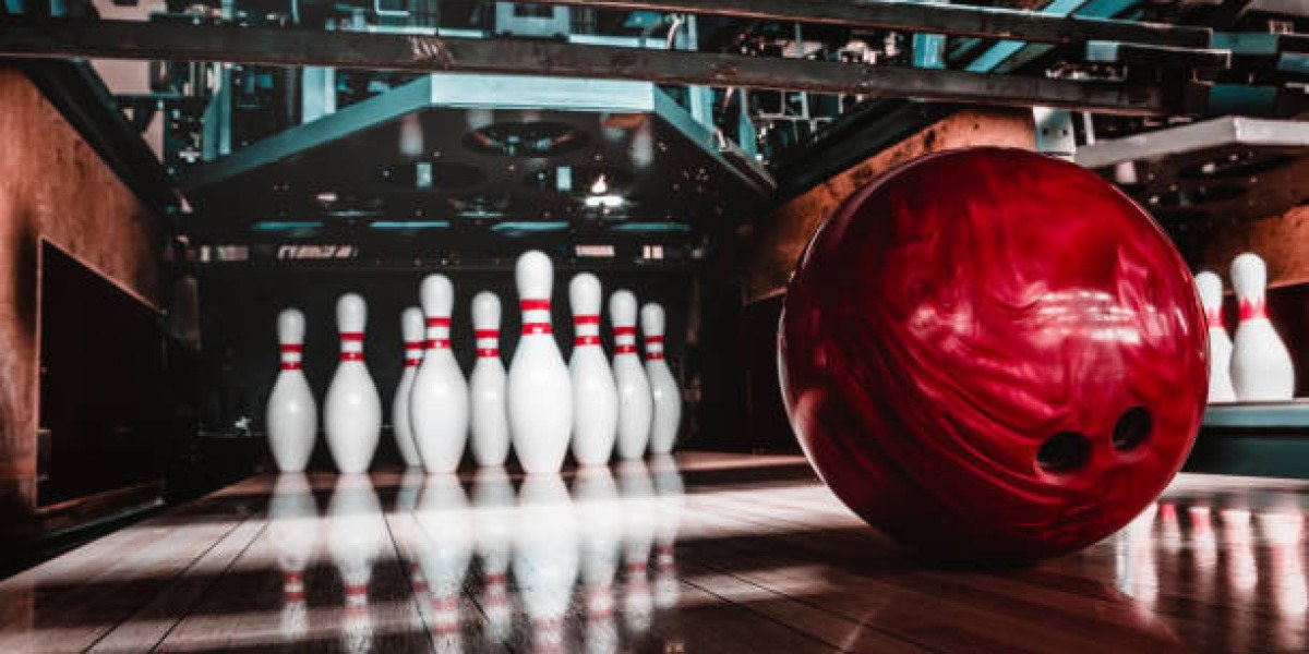 Bowling Center Market Expansion Driven by Leisure Spending Trends