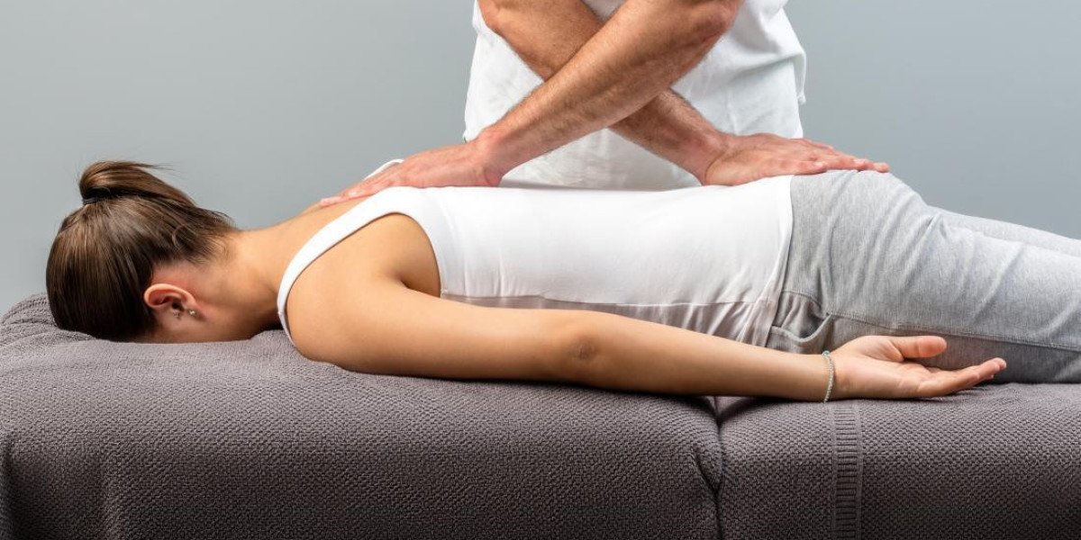 How the Best Chiropractor In Dubai Improves Posture Naturally