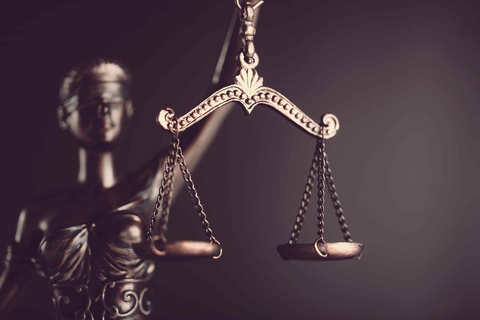 Bakersfield Employment Attorney for Employee Rights | Matern Law Group, PC