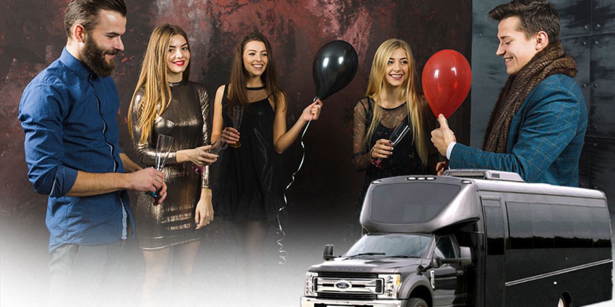Party Bus vs. Limousine: Which San Francisco Rental Is Right for You?
