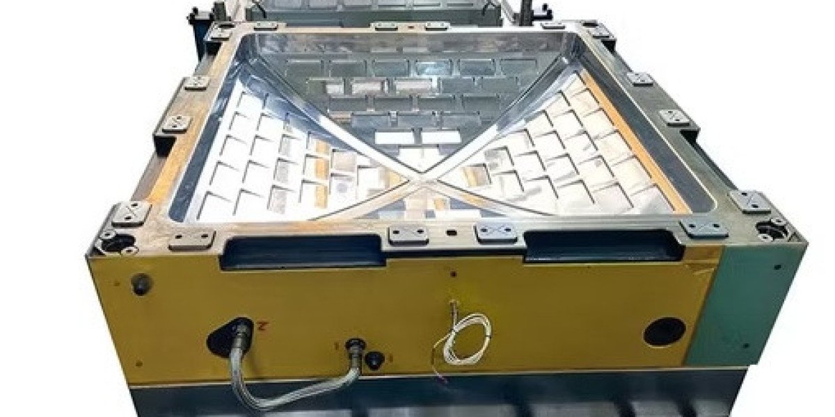 What Should Buyers Check Before Choosing compositemould BMC Mould?