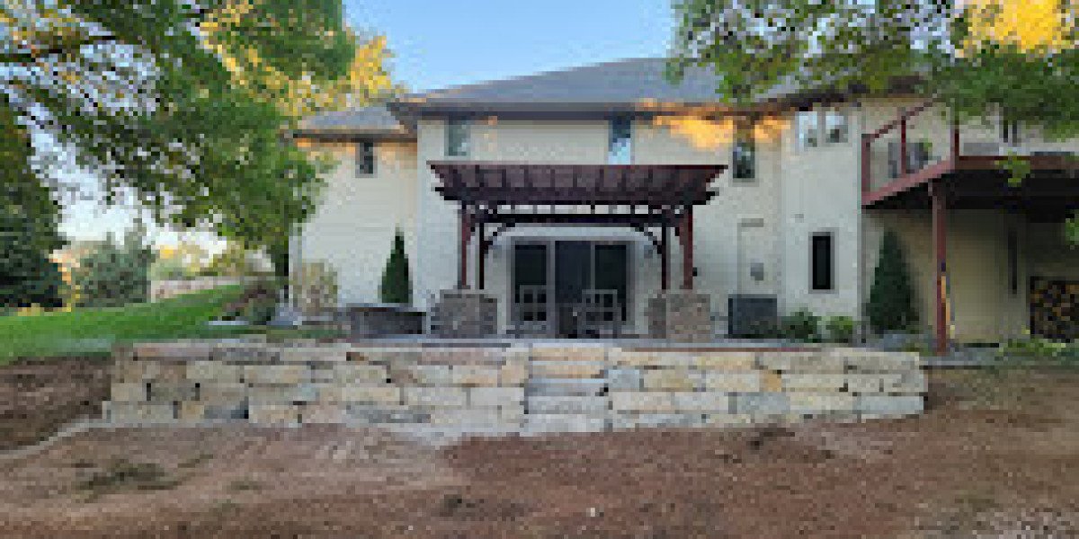 Build a Better Outdoor Space in Green Bay Today