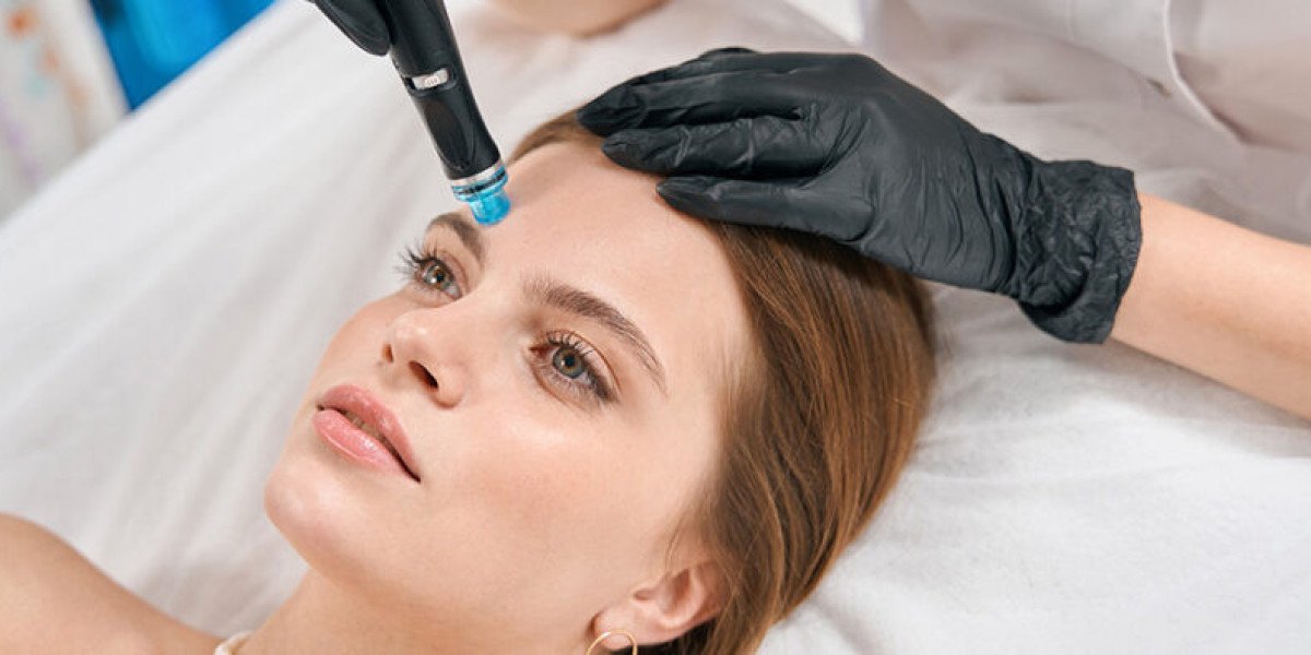 Why a Hydrating Facial May Be Ideal for Dry and Dehydrated Skin
