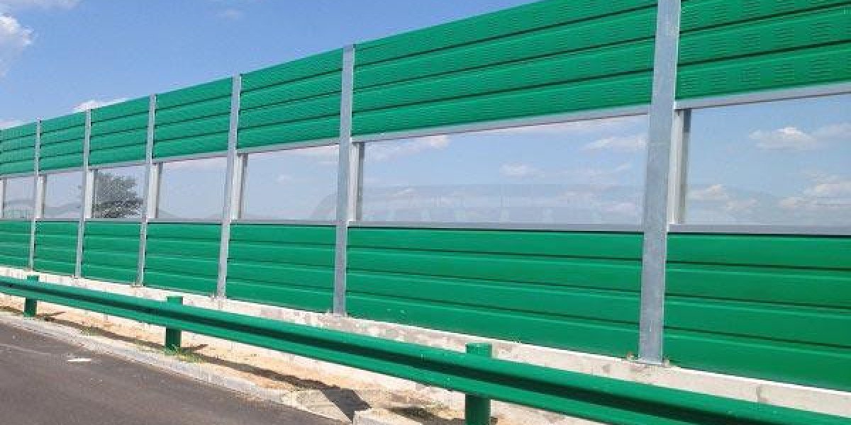 Silencing the Shop Floor: A Practical Look at Metallic Noise Barriers