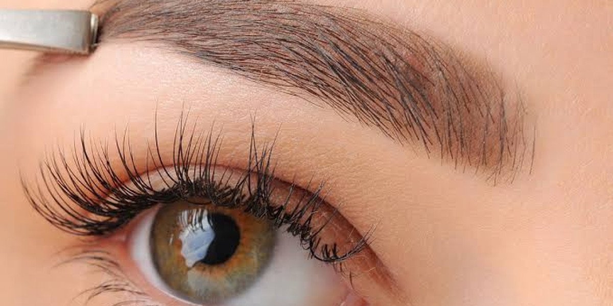Best Eyebrow Hair Transplant in Dubai: Precision Brow Restoration