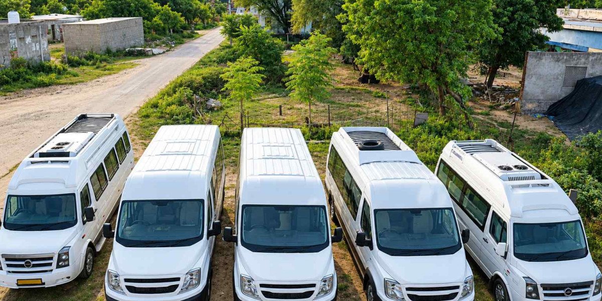 20 Seater Tempo Traveller in Jaipur: A Complete Guide to Comfortable Group Travel